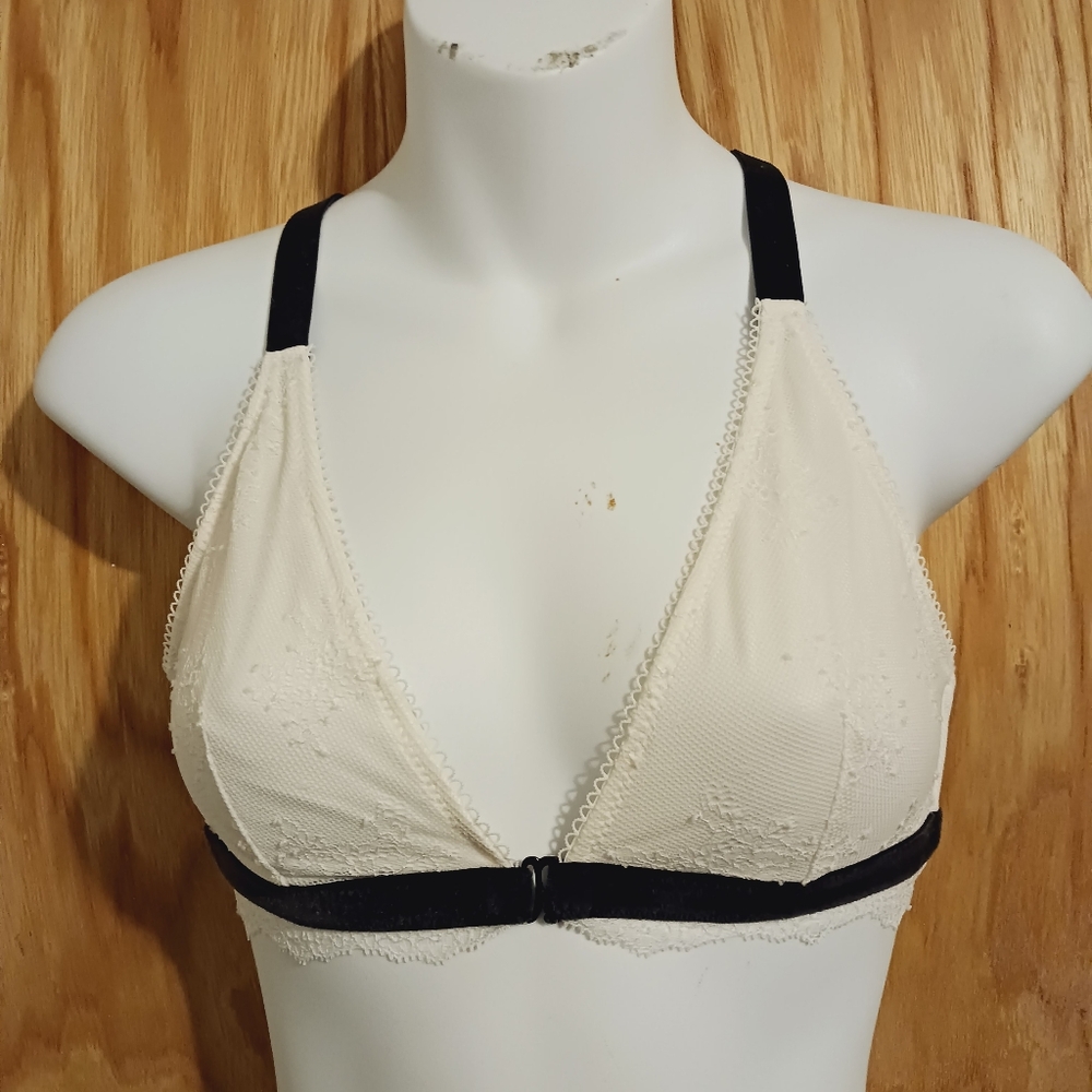 Victoria's Secret Ivory Lace Bralette Charcol Velvet  Womens Small